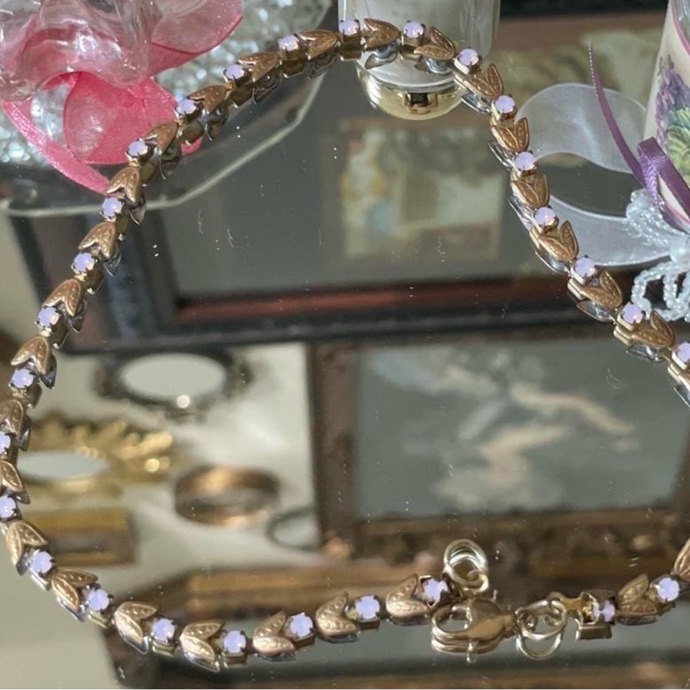 Elegant Gold Brass Pink Gemstone Necklace